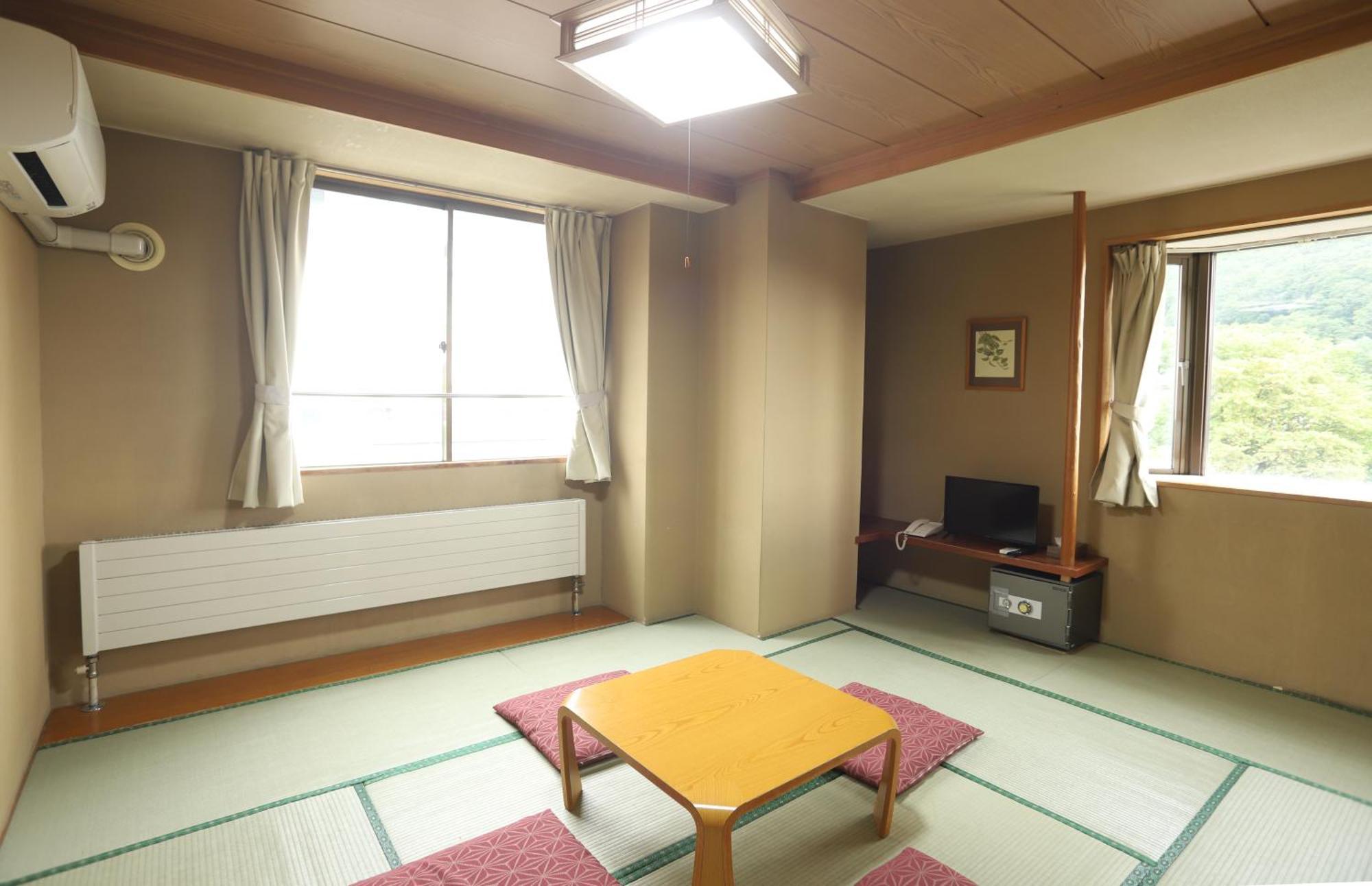 Hotel Chalet Ryuo Jamanoucsi Kültér fotó