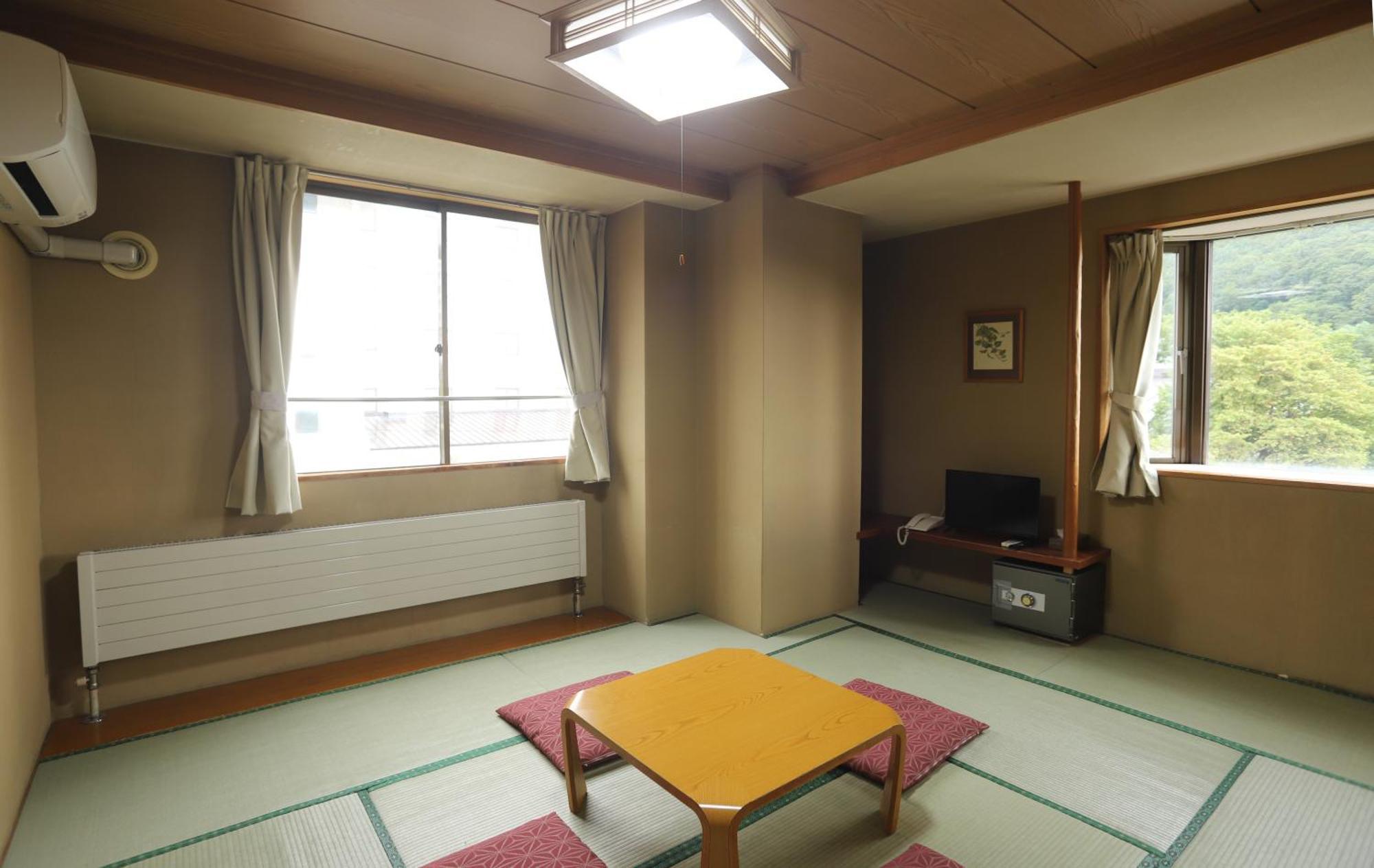 Hotel Chalet Ryuo Jamanoucsi Kültér fotó